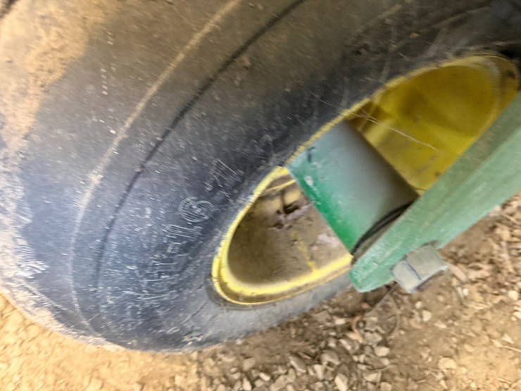 john-deere-1720-image-22
