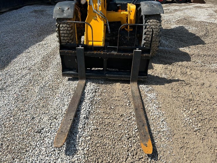 2018-jcb-505-20-image-9
