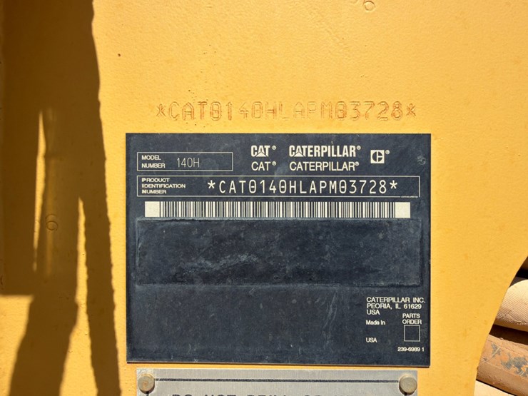 2007-caterpillar-140h-image-12