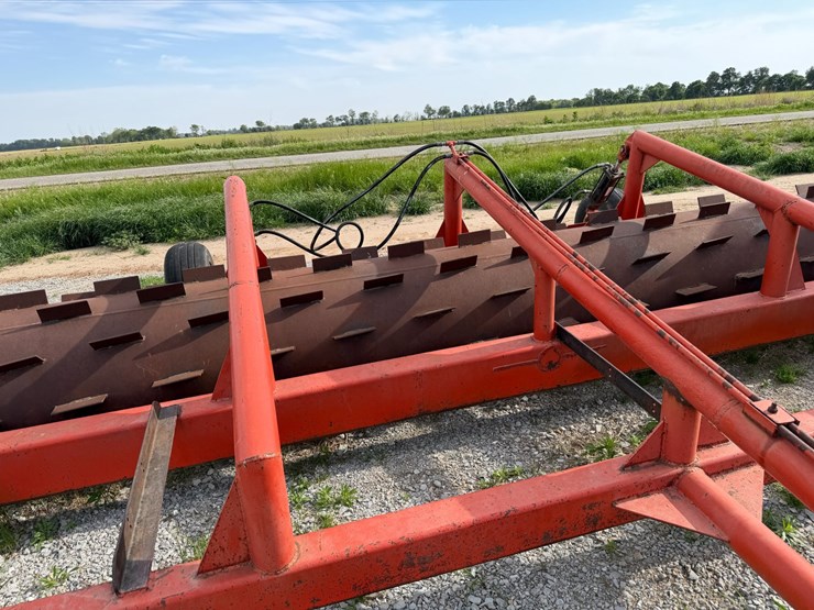 #46900-•-fair-oaks-mfg-20'-stubble-roller-image-39