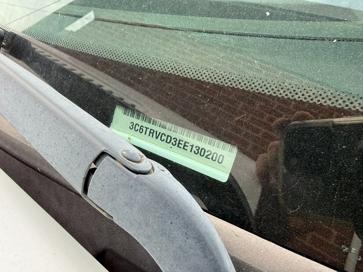 2014-ram-promaster-2500-image-75