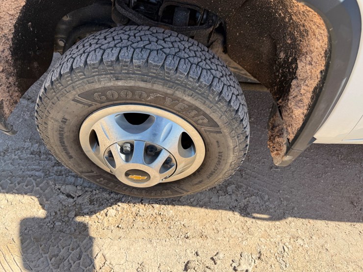 2021-chevrolet-silverado-3500hd-image-7