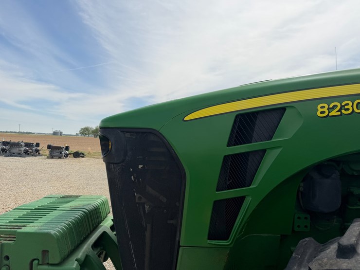 2007-john-deere-8230-image-31