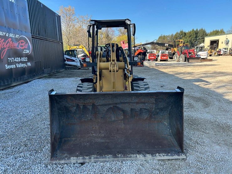 2019-caterpillar-903d-image-7