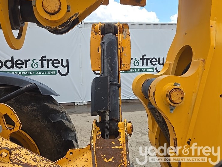 2018-jcb-510-56-image-26