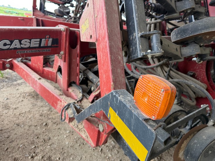 2014-case-ih-36-image-46