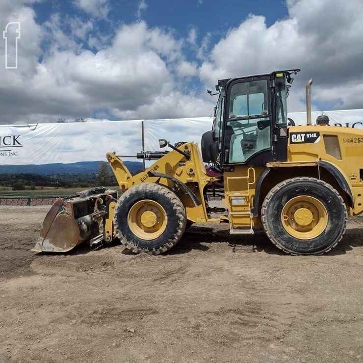 2015 CATERPILLAR 914K