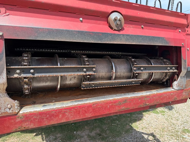 2016-case-ih-8240-image-62