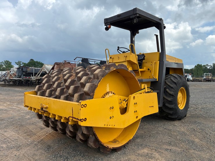 1988-bomag-bw213pdh-2-image-1