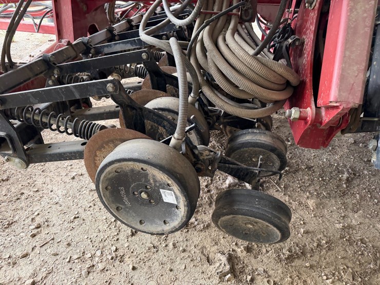 2014-case-ih-36-image-43
