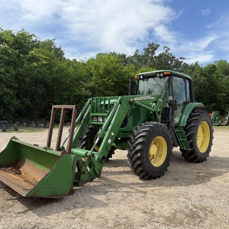 2003 JOHN DEERE 7220