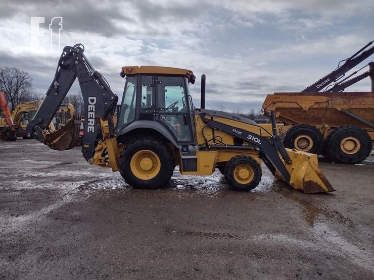 2020-deere-310l-image-3