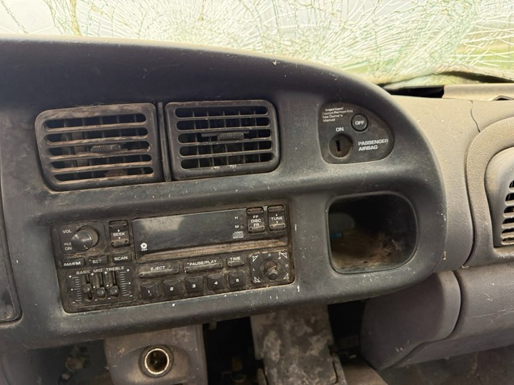 2000-dodge-1500-image-61