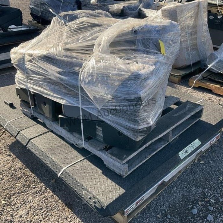 PALLET OF MISC AUTOMOTIVE