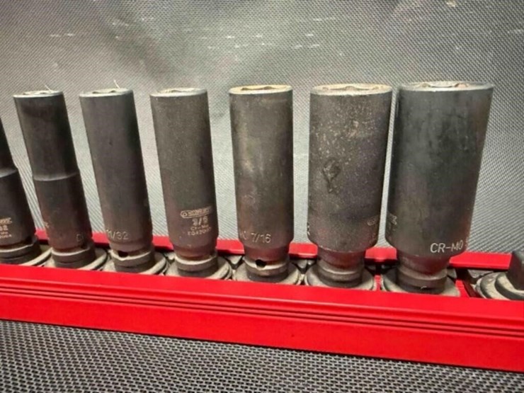 expert-deep-impact-sockets-image-2