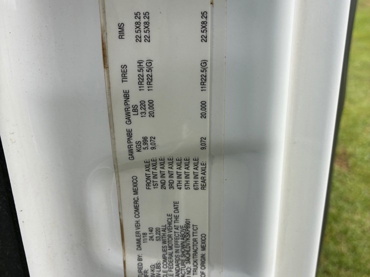 2019-freightliner-cascadia-125-image-12