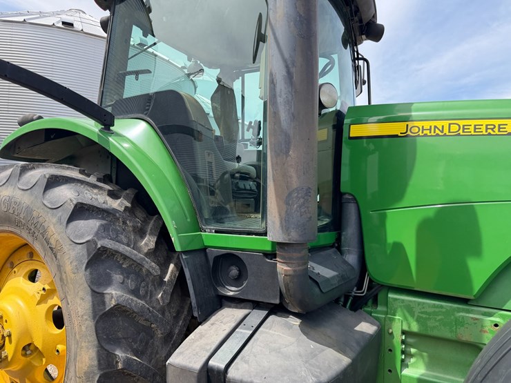 2004-john-deere-8230-image-37