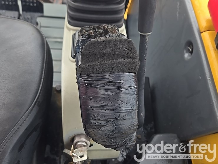 2016-caterpillar-305e2-cr-image-61