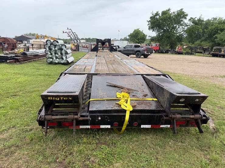 2014-big-tex-22gn-hd-image-8