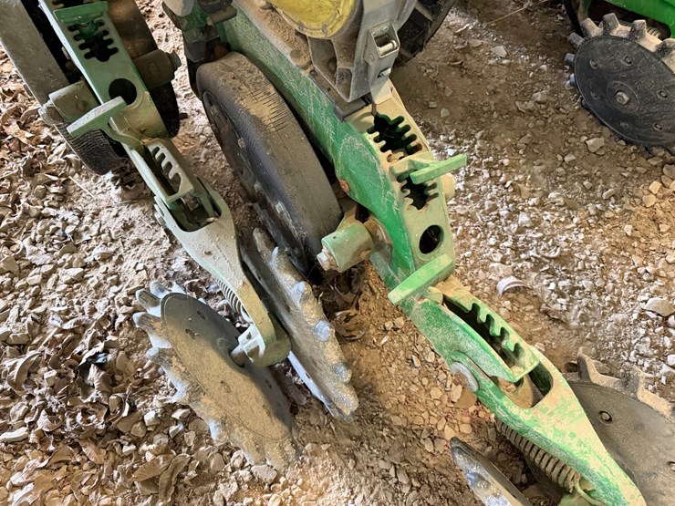 john-deere-1720-image-45
