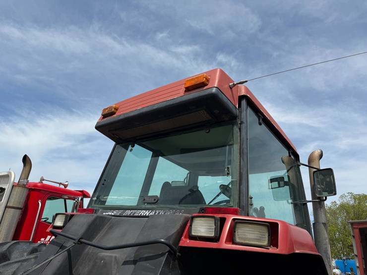 1989-case-ih-7140-image-38