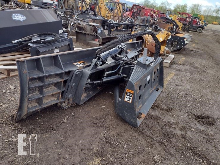 john-deere-24-image-6