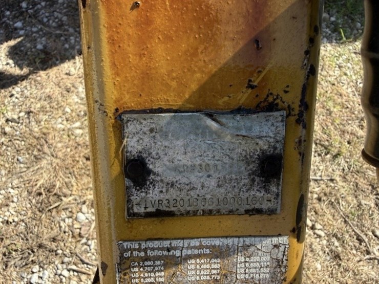 2006-vermeer-r2300-image-5