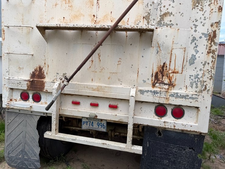 #46889-•-1981-40'-hawkeye-eagle-e4000-t/a-steel-hopper-bottom-trailer-vin:-1bjsh4027b1001115-image-50