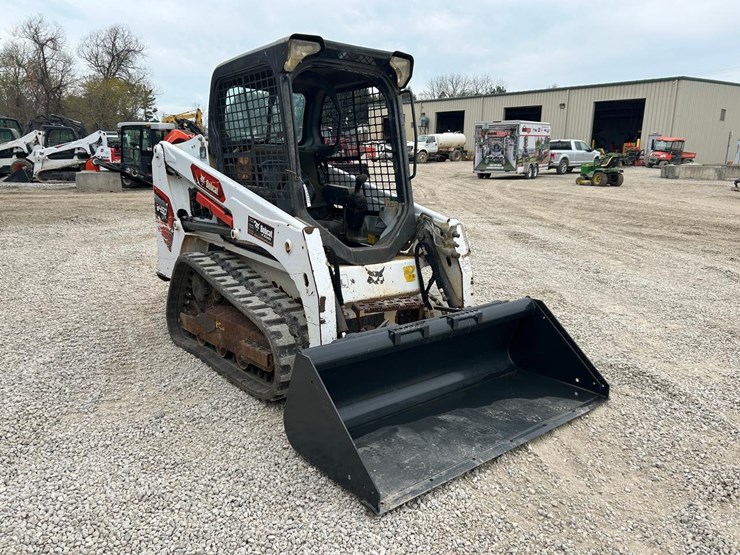 2021-bobcat-t450-image-6