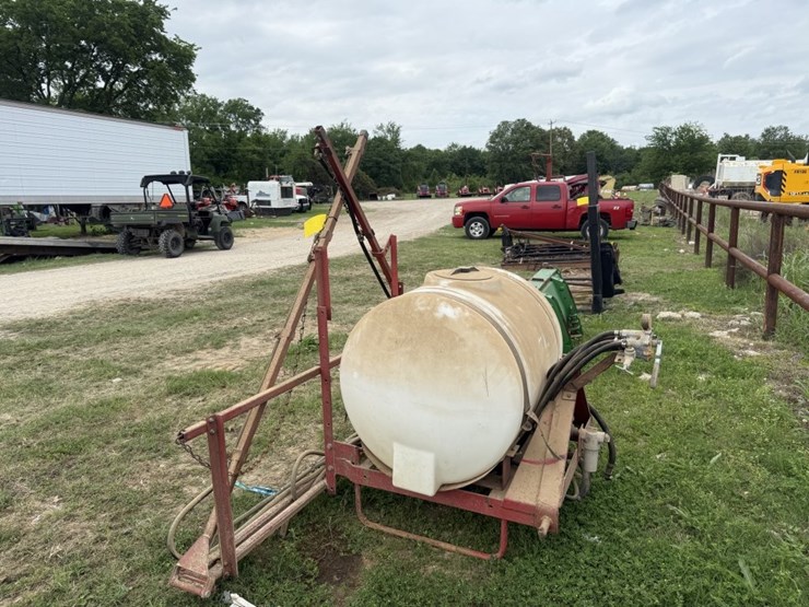 3pt-110gal-sprayer-20ft-booms-image-2