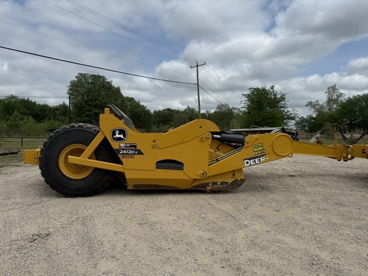 2020-john-deere-9570r-image-36