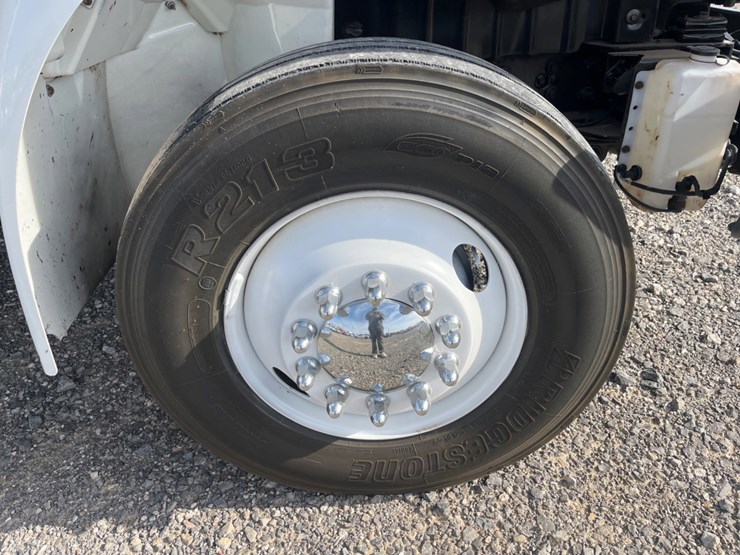 2019-international-durastar-4300-image-12