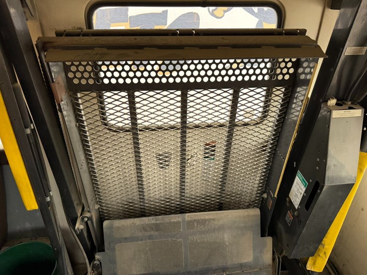 2000-international-3800-image-89