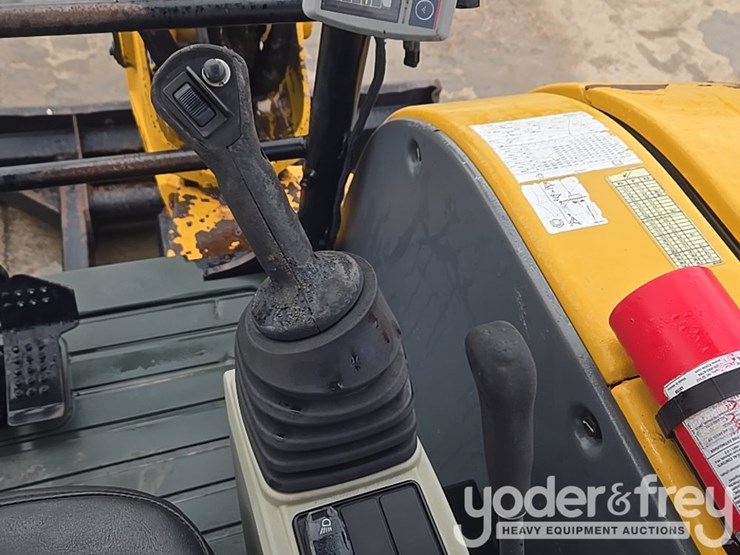 2016-caterpillar-305e2-cr-image-62