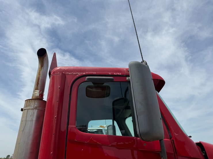 #46859-•-2007-freightliner-columbia-t/a-daycab-truck-tractor-vin:-1fujf0cv37lx21098-image-39
