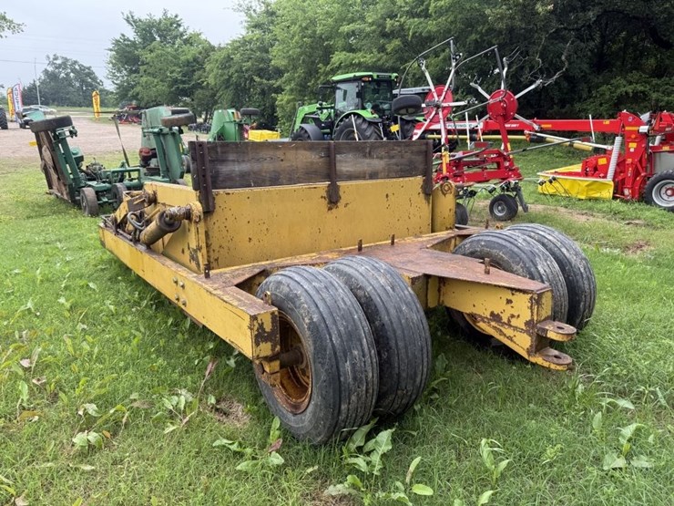 5yd-dirt-scraper-image-5