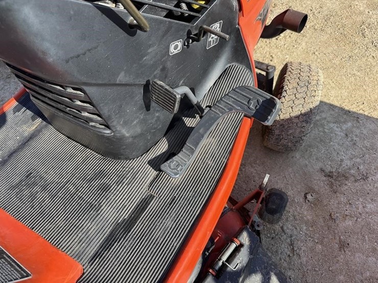 kubota-t2080-image-7