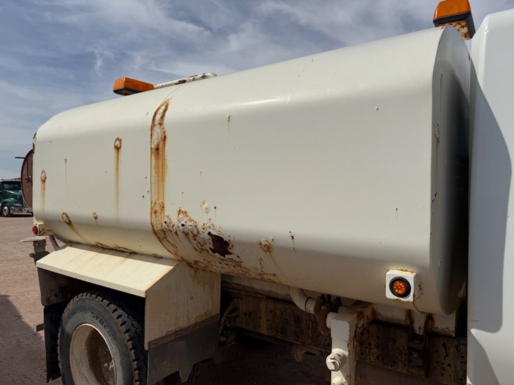 2006-international-durastar-4300-image-4