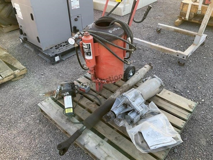 pallet-of-misc-image-2