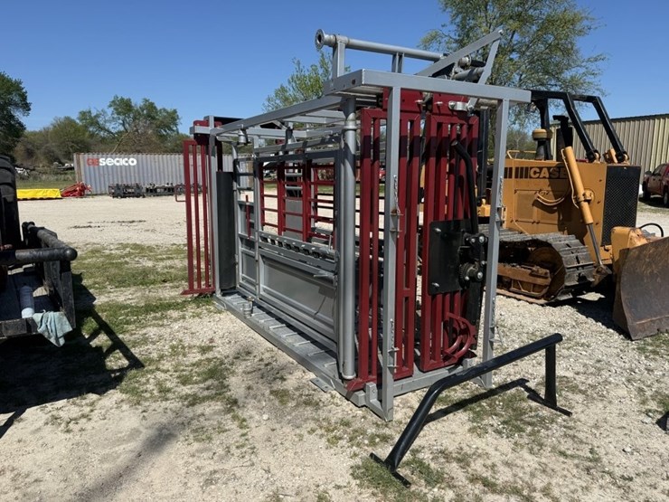 squeeze-chute-image-2