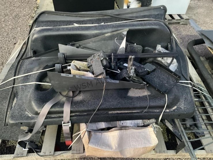 (4)-pallets-of-asst-patrol-vehicle-take-out-parts-image-5