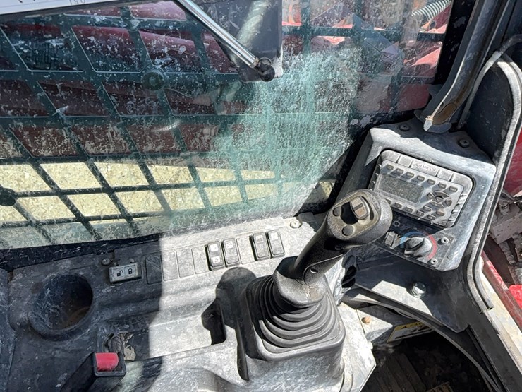 takeuchi-tl10v2-image-15