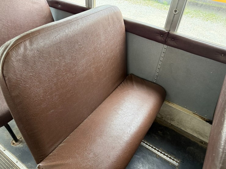 2000-international-3800-image-82