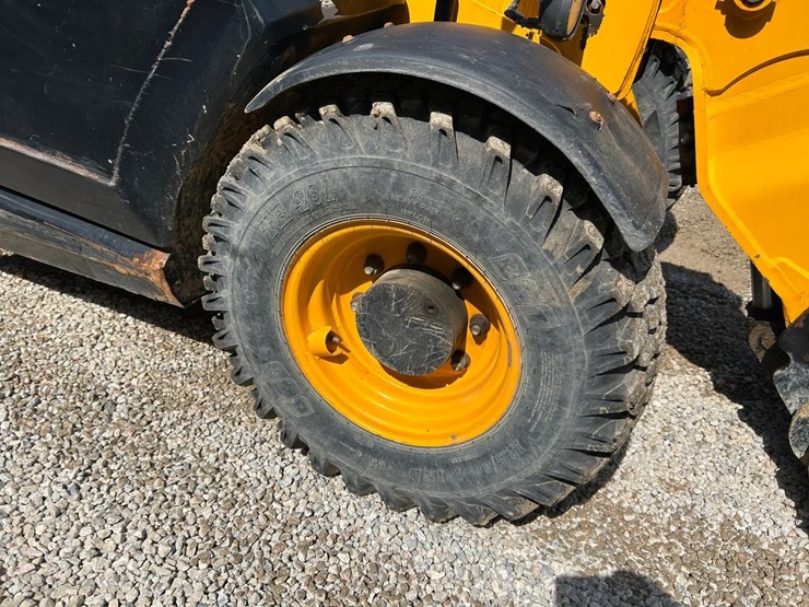 2018-jcb-505-20-image-12