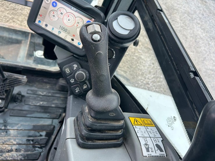 2022-bobcat-e60-image-23