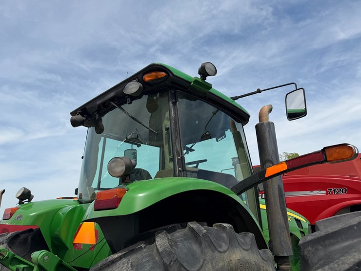 2004-john-deere-8230-image-40