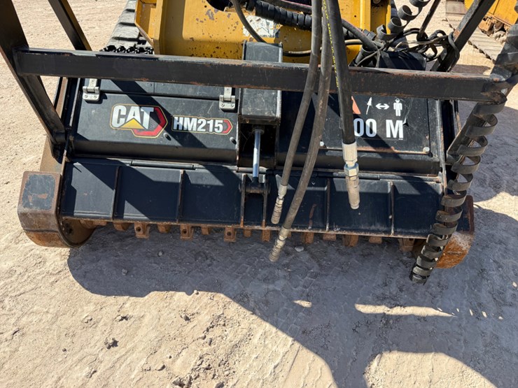 2016-caterpillar-299d2-image-5