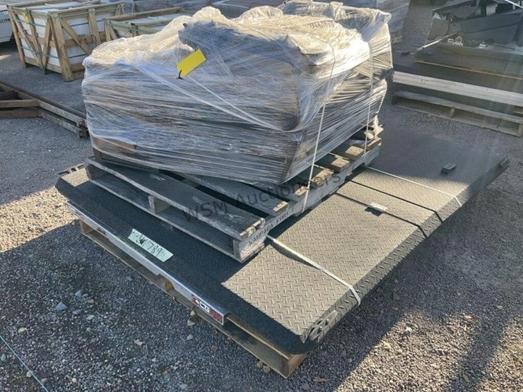 pallet-of-misc-automotive-image-2