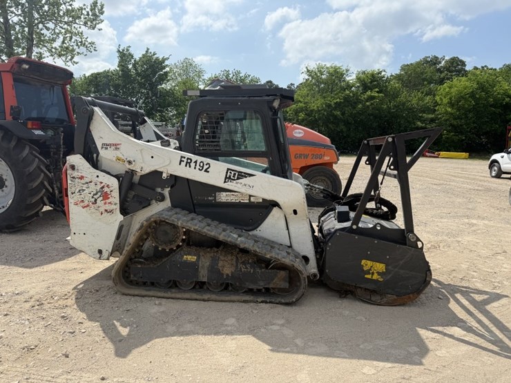 2023-bobcat-t76-image-4