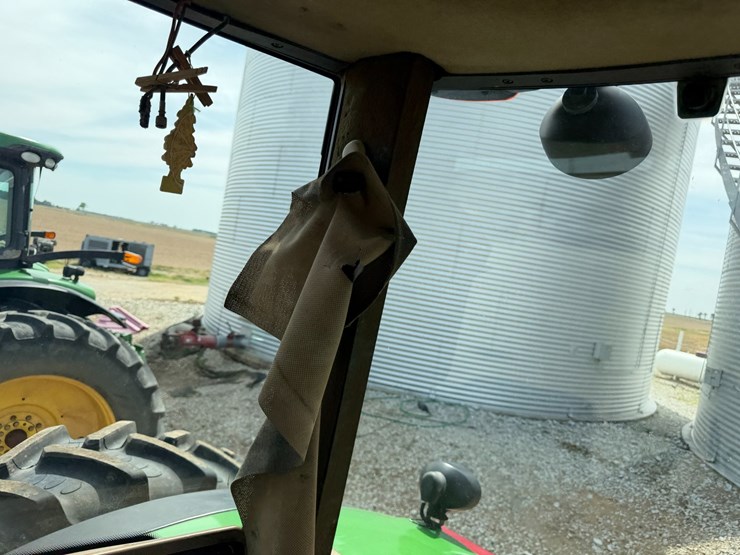 2006-john-deere-8330-image-64
